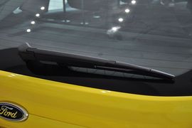 2012款福特福克斯两厢1.8L自动经典版基本型