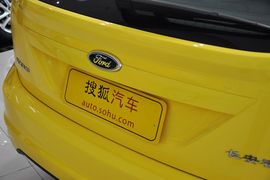 2012款福特福克斯两厢1.8L自动经典版基本型