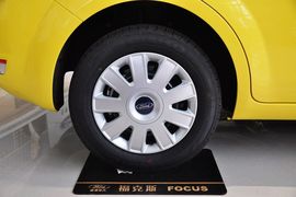 2012款福特福克斯两厢1.8L自动经典版基本型