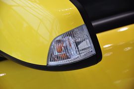 2012款福特福克斯两厢1.8L自动经典版基本型