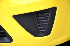 2012款福特福克斯两厢1.8L自动经典版基本型