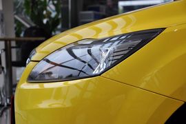 2012款福特福克斯两厢1.8L自动经典版基本型