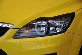 2012款福特福克斯两厢1.8L自动经典版基本型