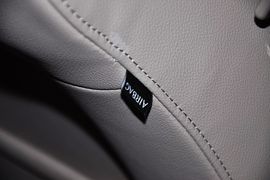 2012款福特福克斯三厢1.6L手自一体尊贵型