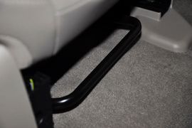 2012款福特福克斯三厢1.6L手自一体尊贵型