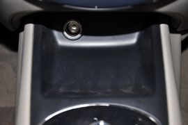 2011款东风日产骐达1.6XE