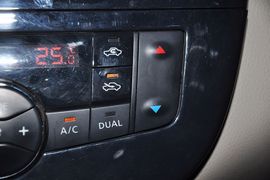 2011款东风日产骐达1.6XE