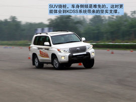 试新兰德酷路泽4.6L