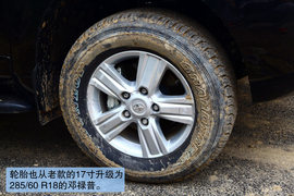 试新兰德酷路泽4.6L