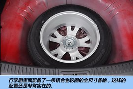 2012款一汽马自达睿翼2.0L精英版到店实拍