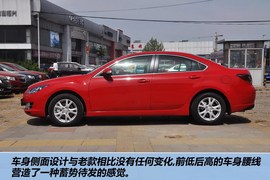 2012款一汽马自达睿翼2.0L精英版到店实拍