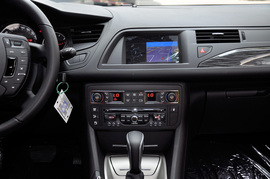 2012款东风雪铁龙C5