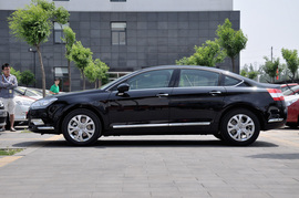 2012款东风雪铁龙C5