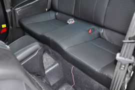 2012款现代劳恩斯酷派2.0T自动Brembo版