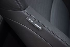 2012款现代劳恩斯酷派2.0T自动Brembo版