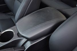 2012款现代劳恩斯酷派2.0T自动Brembo版