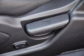 2012款现代劳恩斯酷派2.0T自动Brembo版