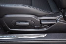 2012款现代劳恩斯酷派2.0T自动Brembo版