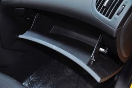 2012款现代劳恩斯酷派2.0T自动Brembo版