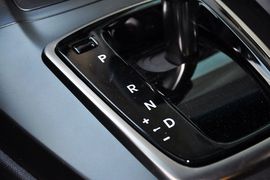 2012款现代劳恩斯酷派2.0T自动Brembo版