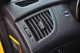 2012款现代劳恩斯酷派2.0T自动Brembo版