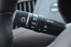 2012款现代劳恩斯酷派2.0T自动Brembo版