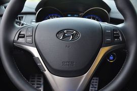 2012款现代劳恩斯酷派2.0T自动Brembo版