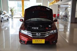 2012款广汽本田锋范1.5L手动精英版