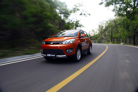 试驾长城哈弗M4