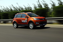 试驾长城哈弗M4