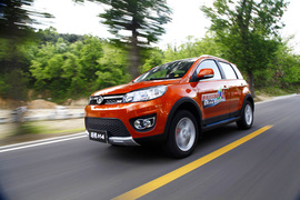 试驾长城哈弗M4