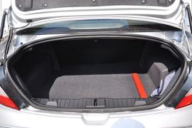 2012款奇瑞A3三厢1.6L