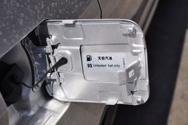 2012款奇瑞A3三厢1.6L