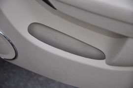 2012款奇瑞A3三厢1.6L