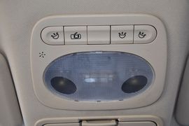 2012款奇瑞A3三厢1.6L