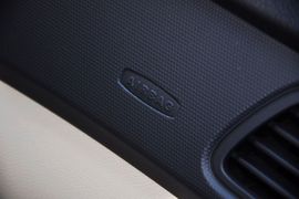 2012款奇瑞A3三厢1.6L