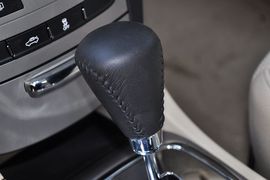 2012款奇瑞A3三厢1.6L