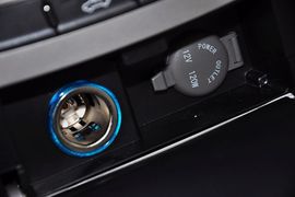 2012款奇瑞A3三厢1.6L