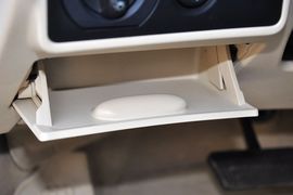 2012款奇瑞A3三厢1.6L