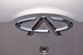 2012款奇瑞A3三厢1.6L