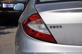 2012款奇瑞A3三厢1.6L