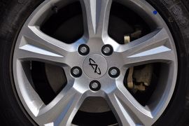 2012款奇瑞A3三厢1.6L