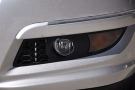 2012款奇瑞A3三厢1.6L