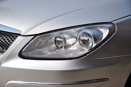 2012款奇瑞A3三厢1.6L