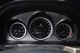 2012款北京奔驰GLK300豪华版