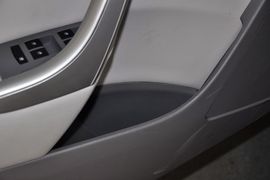 2012款别克英朗XT