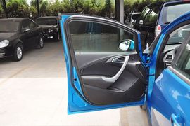 2012款别克英朗XT