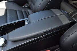 2012款奔驰C63