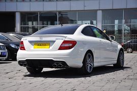 2012款奔驰C63