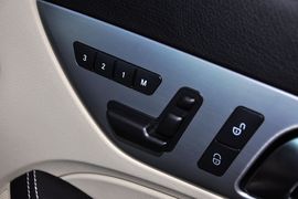 2012款奔驰SLK200时尚型